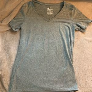 Nike Dry fit shortsleeve top